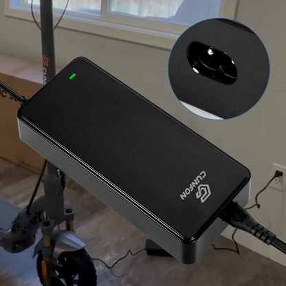 Chargeur de scooter électrique RZ800, 48V 2.5A Chargeur de scooter électrique de remplacement Adaptateur Chargeur de batterie 1 broche 5.5mm Plug